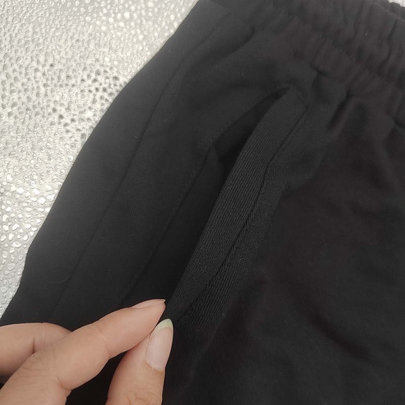 Rhude x Lamborghini Logo Emboiered Black Shorts - Picture 4 of 10